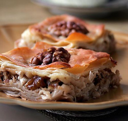 CEVİZLİ BÖREK
